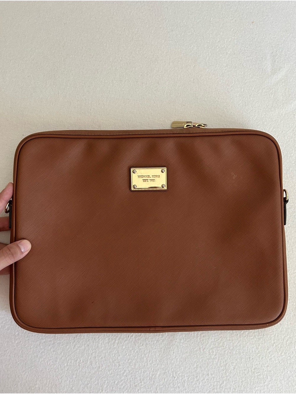 Michael Kors laptop sleeve tan brown